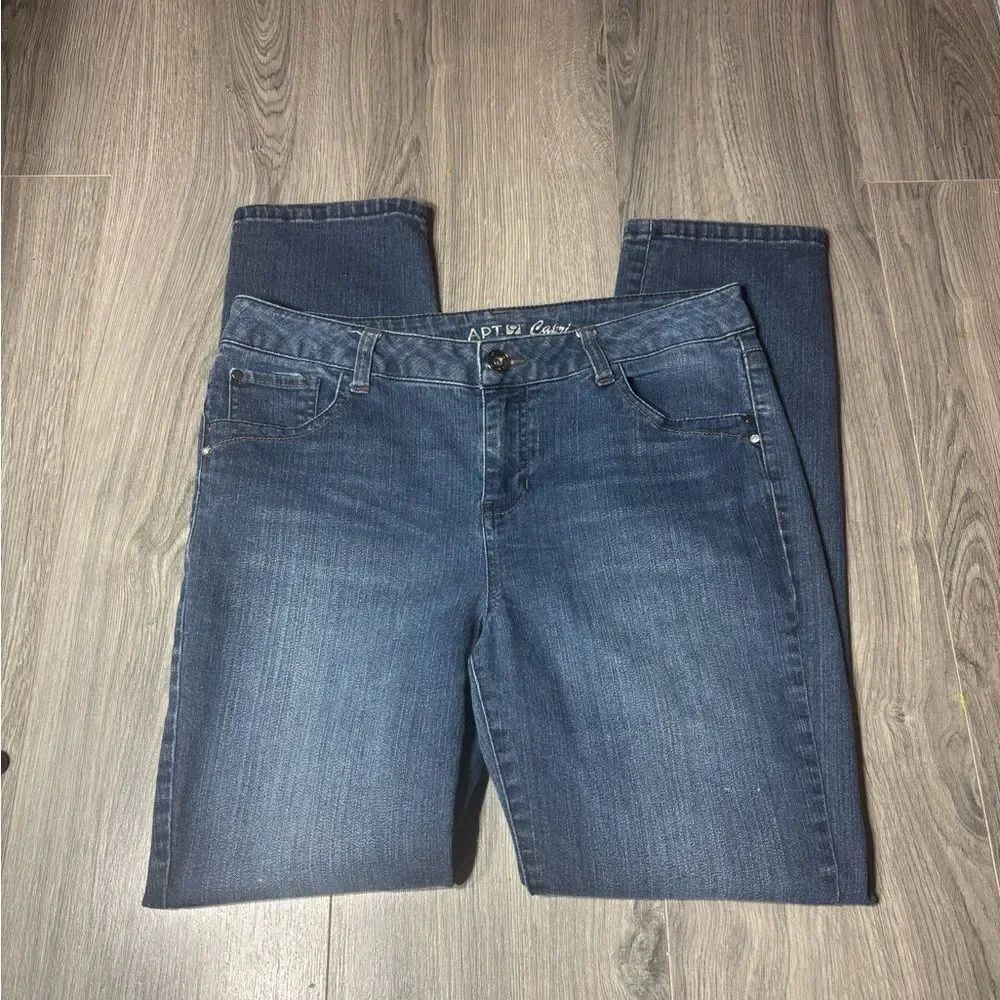 Apt. 9 Women’s Dark Blue Stretch Capri Jeans Size 8 EPC